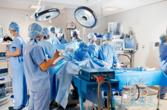 ������ѡ���������ҽ�����λ���ʱҪ�����۾�