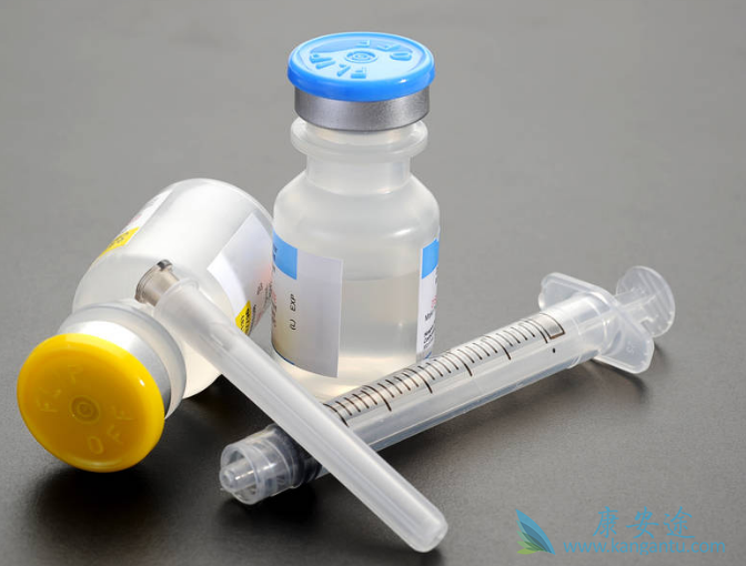 ����ľ����