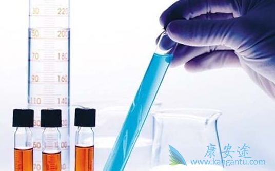 ������־��